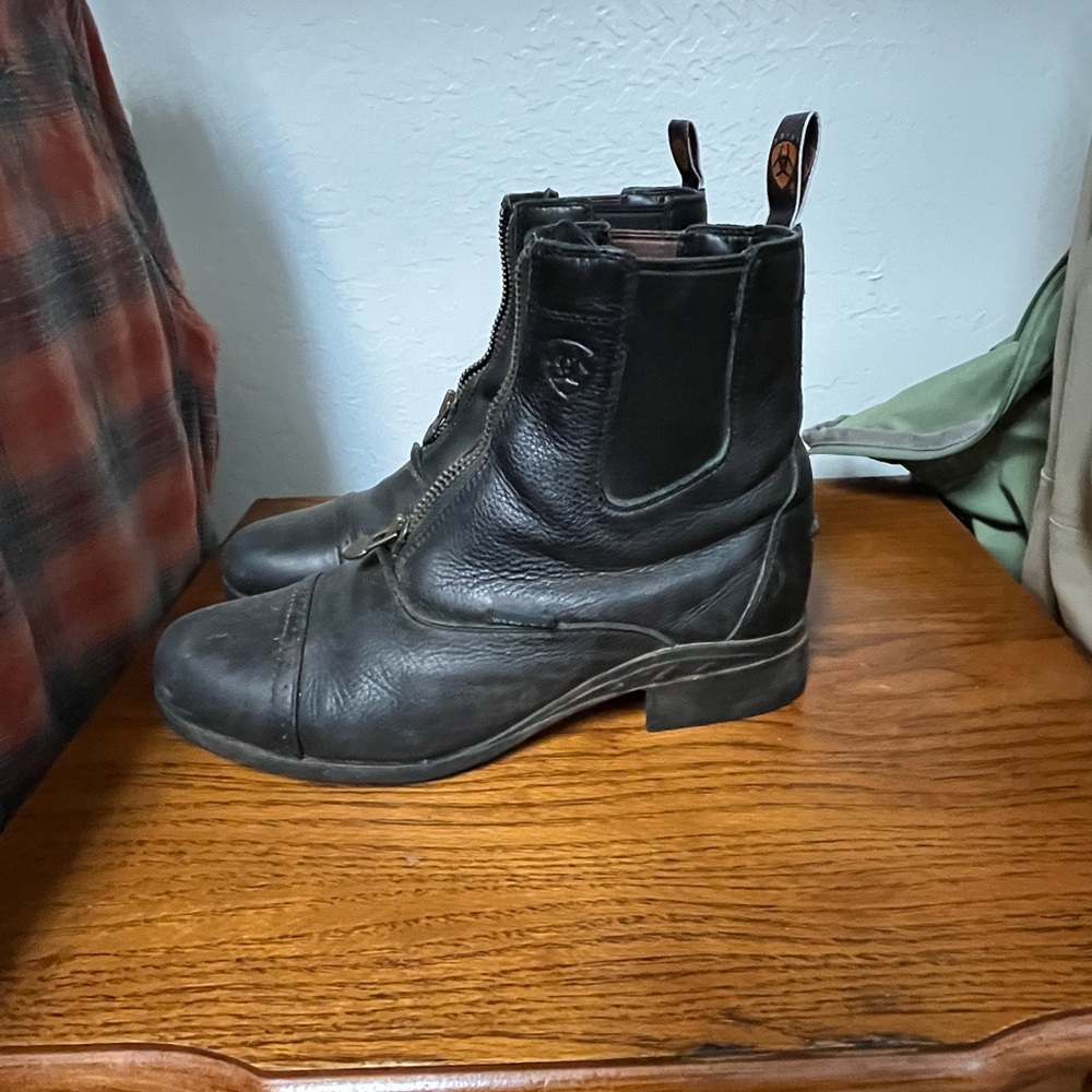 Ariat Black Leather Zip-Front Ankle Boots